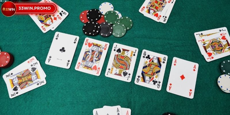 Bài rác trong Poker – Những Cách Xử Lý Khi Gặp Tại 33WIN 2 Người chơi hiểu thế nào về bài rác trong Poker